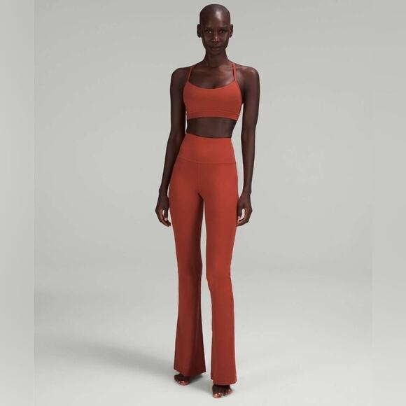 Lululemon Groove Super-High-Rise Flared Pant Nulu in Cayenne Size 6. - Picture 1 of 13